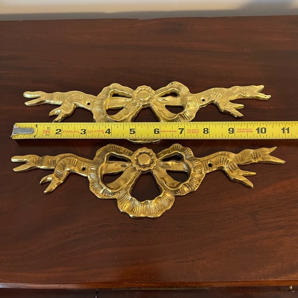 Vintage Bow Swag Hangings - Picture 3 of 5